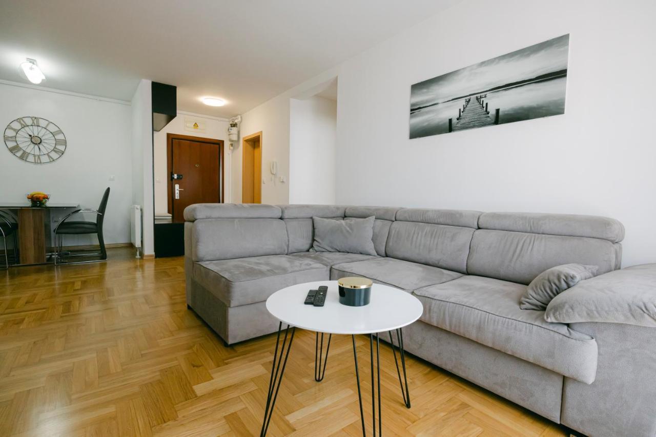 Ladenta Apartman*** Zagreb Bagian luar foto