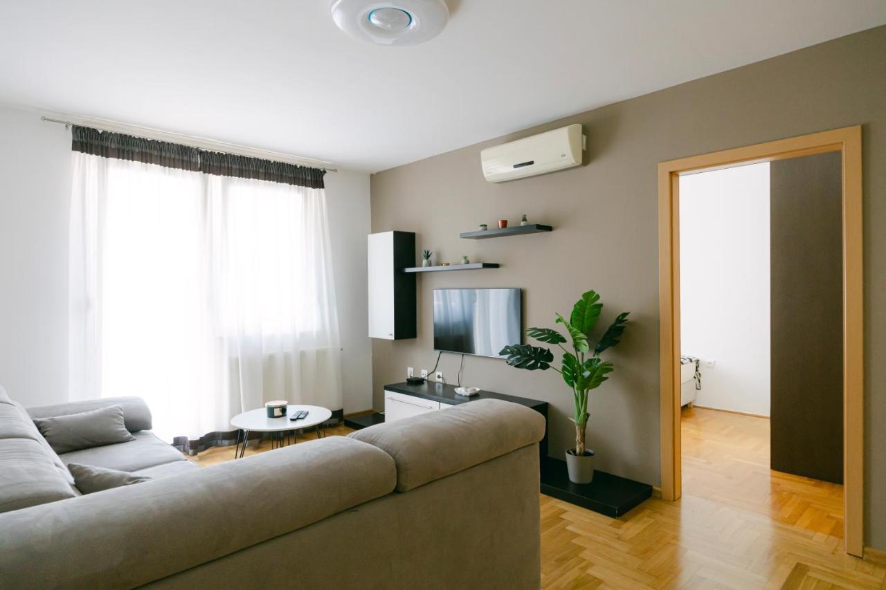 Ladenta Apartman*** Zagreb Bagian luar foto
